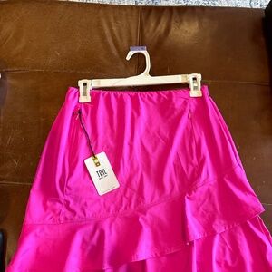 NWT pink tiered flounce skort